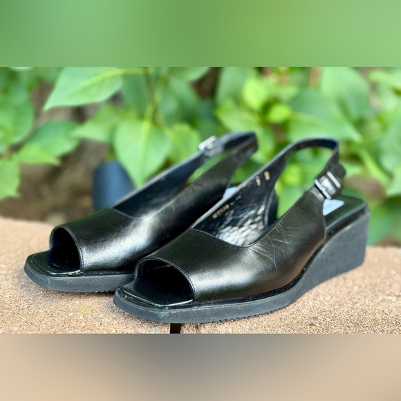Vintage Bruno Magli Black Kid Slingback Size 7 - Picture 1 of 9